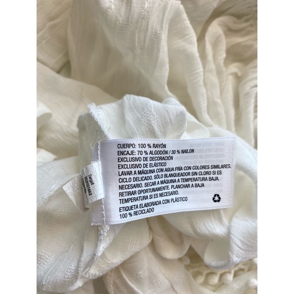 cute stylish white top - Picture 4 of 4